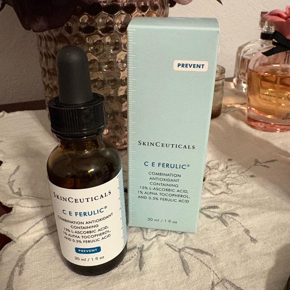 SkinCeuticals C E Ferulic Serum - Brown Bottle with Blue Box